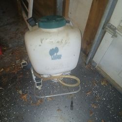 2 Handheld Pump Sprayers And A Backpack Sprayer 