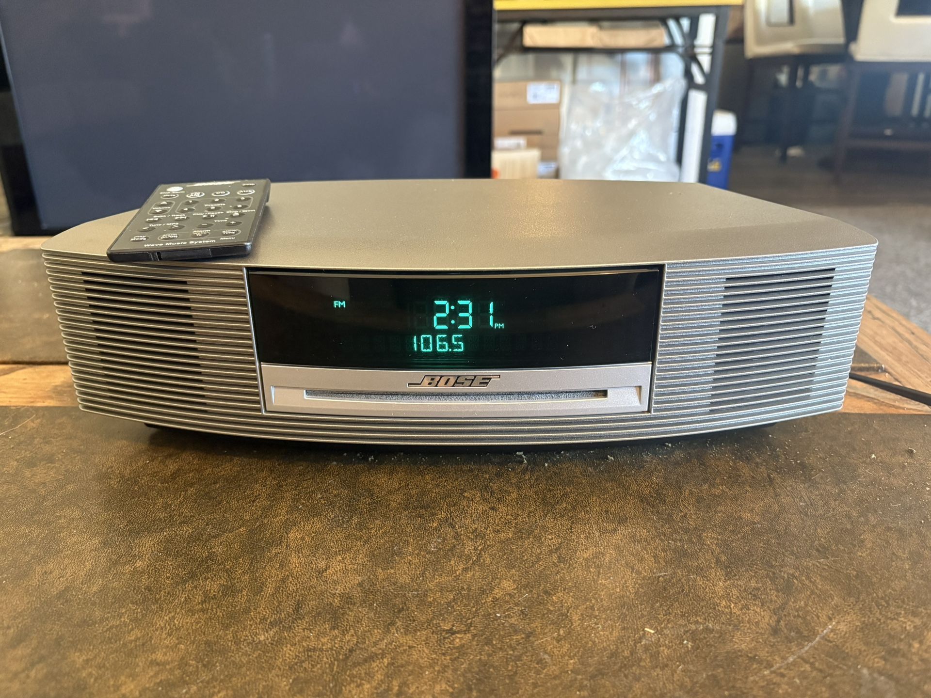 Bose Wave Music System AM/FM CD Player Clock Radio w Remote AWRCC1 Tested