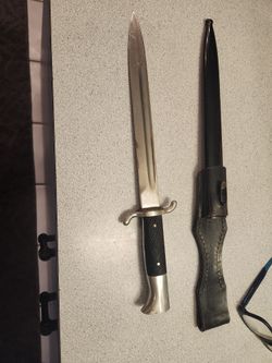 German K 9 8 SWORD