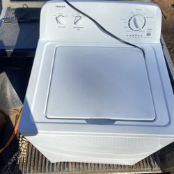 Admiral  Washer For Sale May Need Repair (keeps Restart Cycle And Shakes)