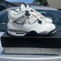 Jordan 4 Size 10.5