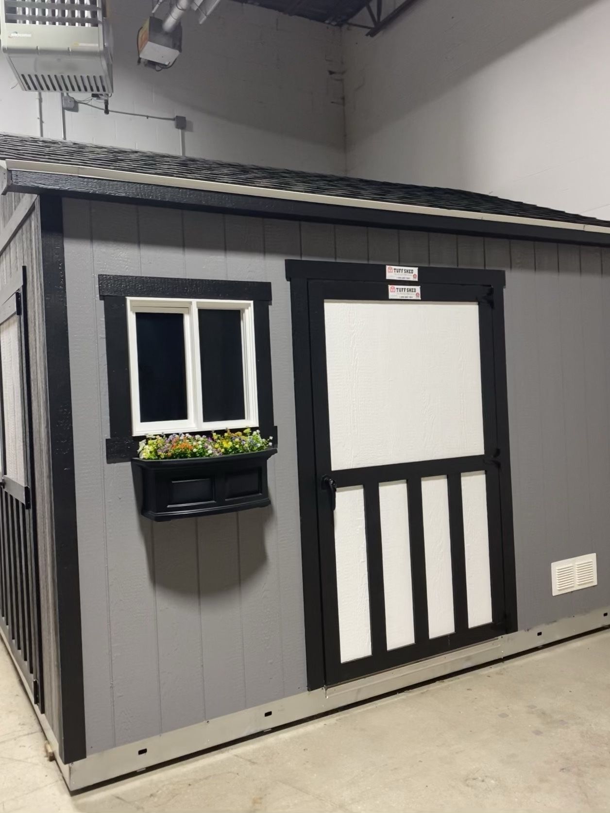 Premier Pro Ranch 10 x 12 Loaded With Extras 