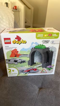 LEGO duplo 10425 set Train Tunnel and Tracks Expansion Set