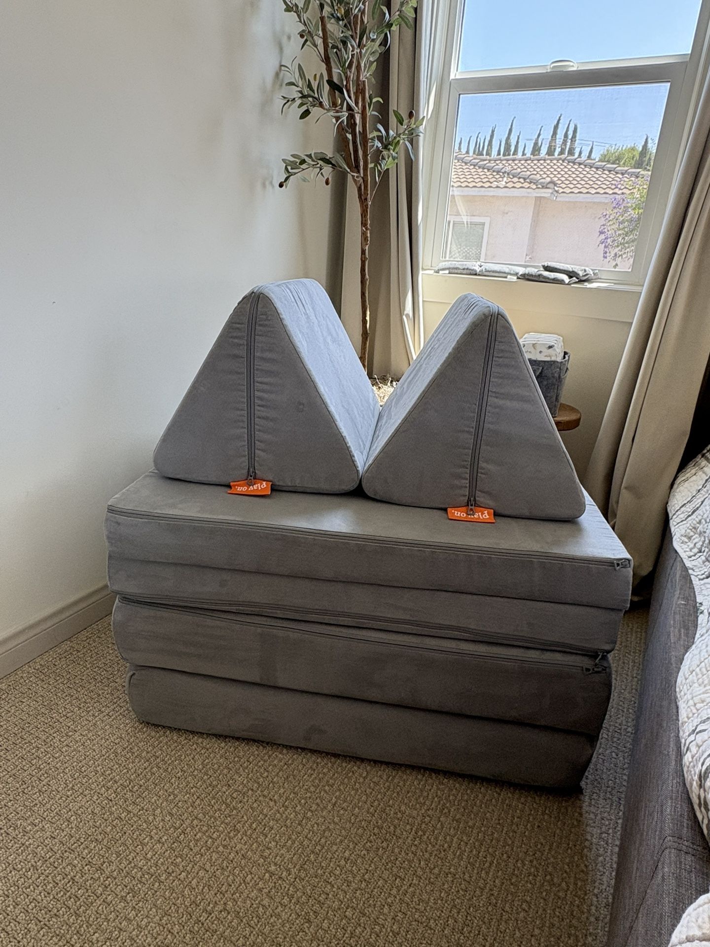 Nugget Couch