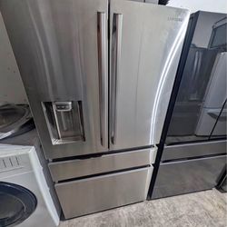 Samsug Refrigerator 
