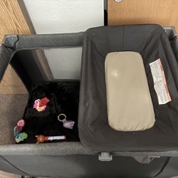 Playpen / Changing Table 