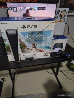 Trading ps5 and everything for PC or 600$ could negotiate just need gone fast