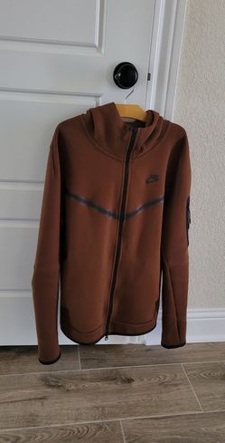 Nike Tech