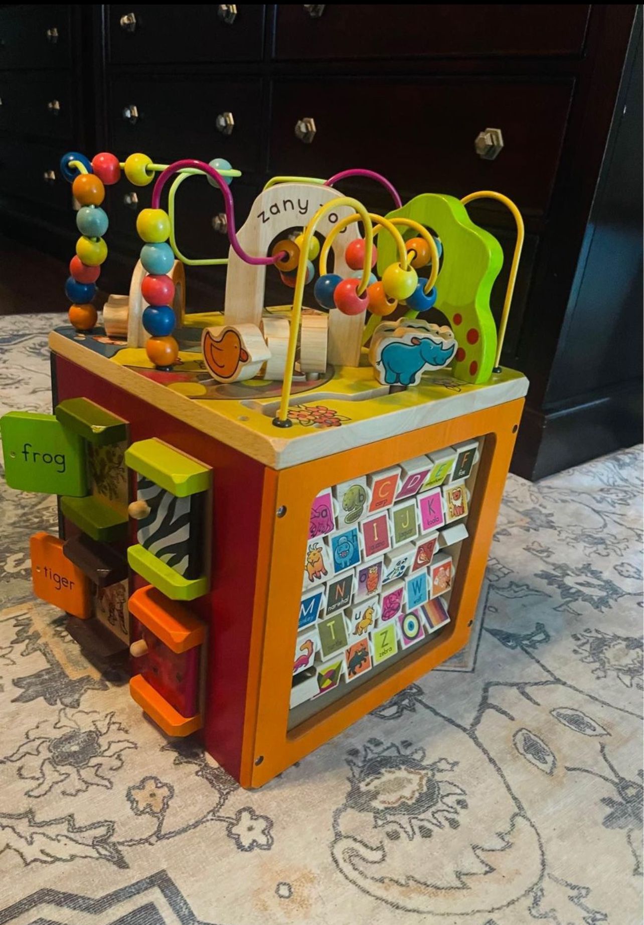 Zany Zoo Activity Cube 