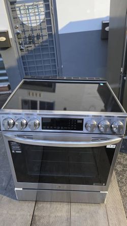 BRAND NEW LG Electric Range – Modern Stainless Steel Stove & Oven
