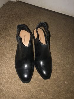 Women booties size 7
