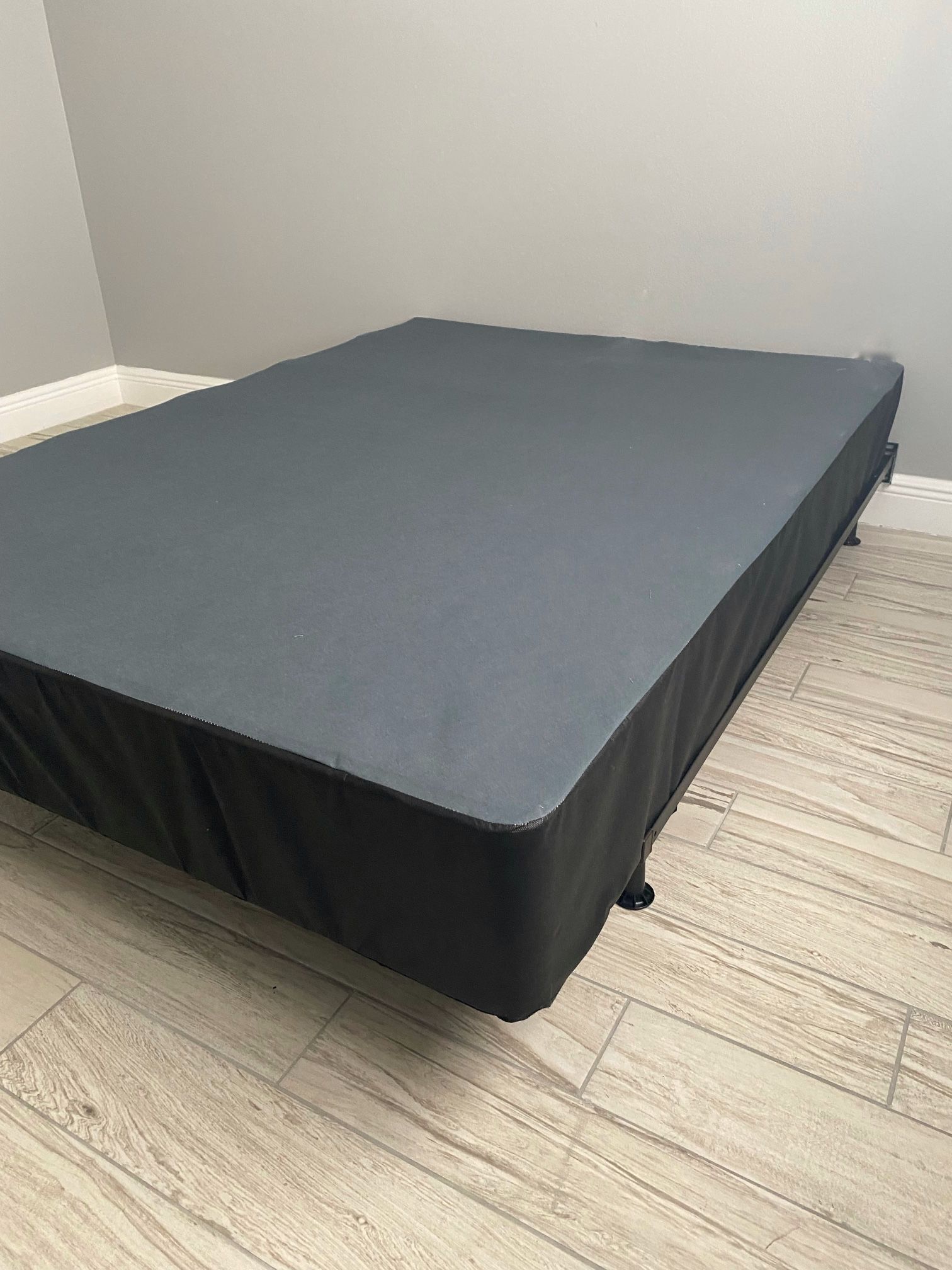 Full Size BOX SPRINGS Foundation for Mattress New Of Factory With it’s Plastic Available In All Size Delivery Same Day