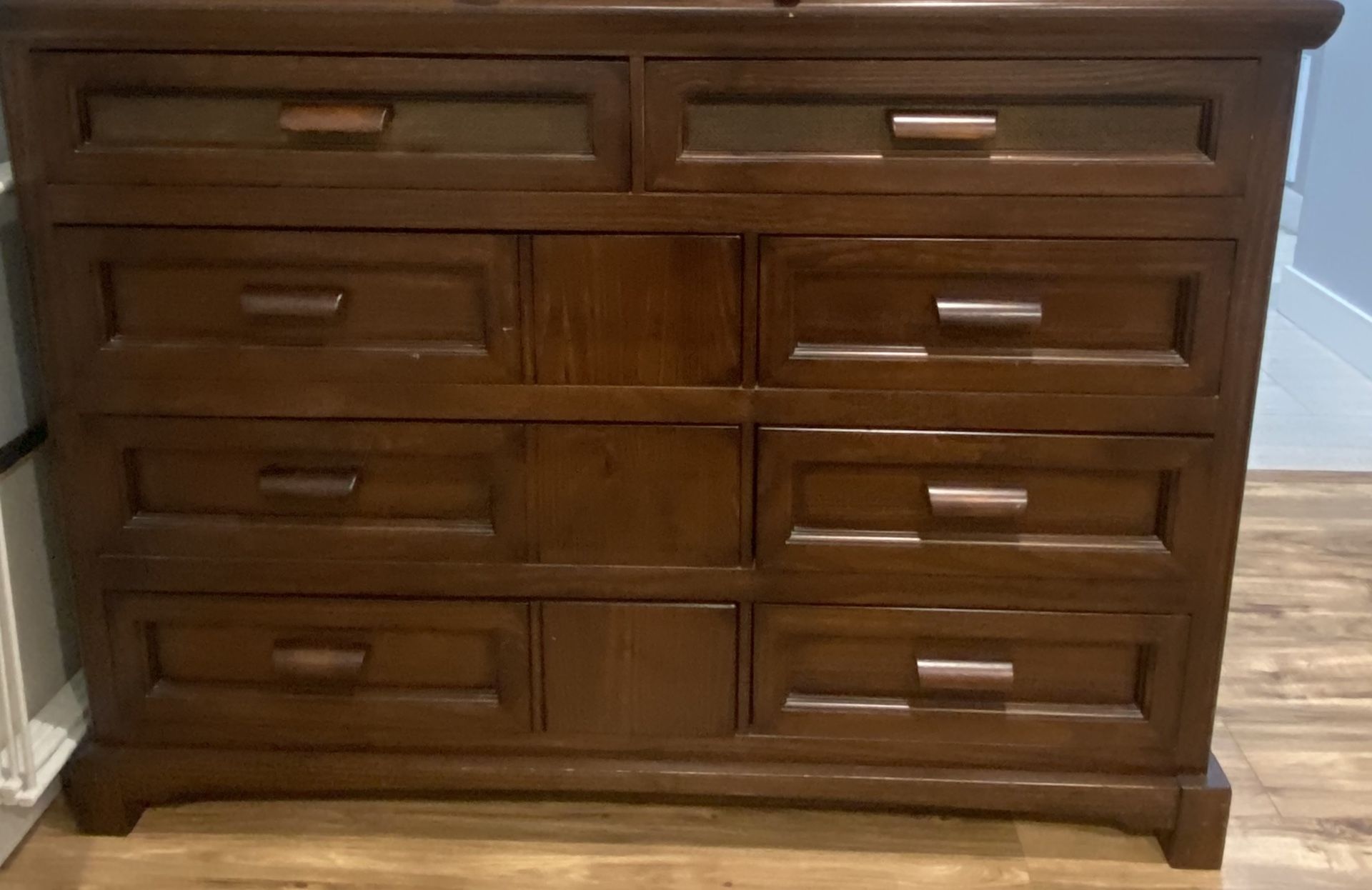 Dresser And 2 Nightstand Real Wood!