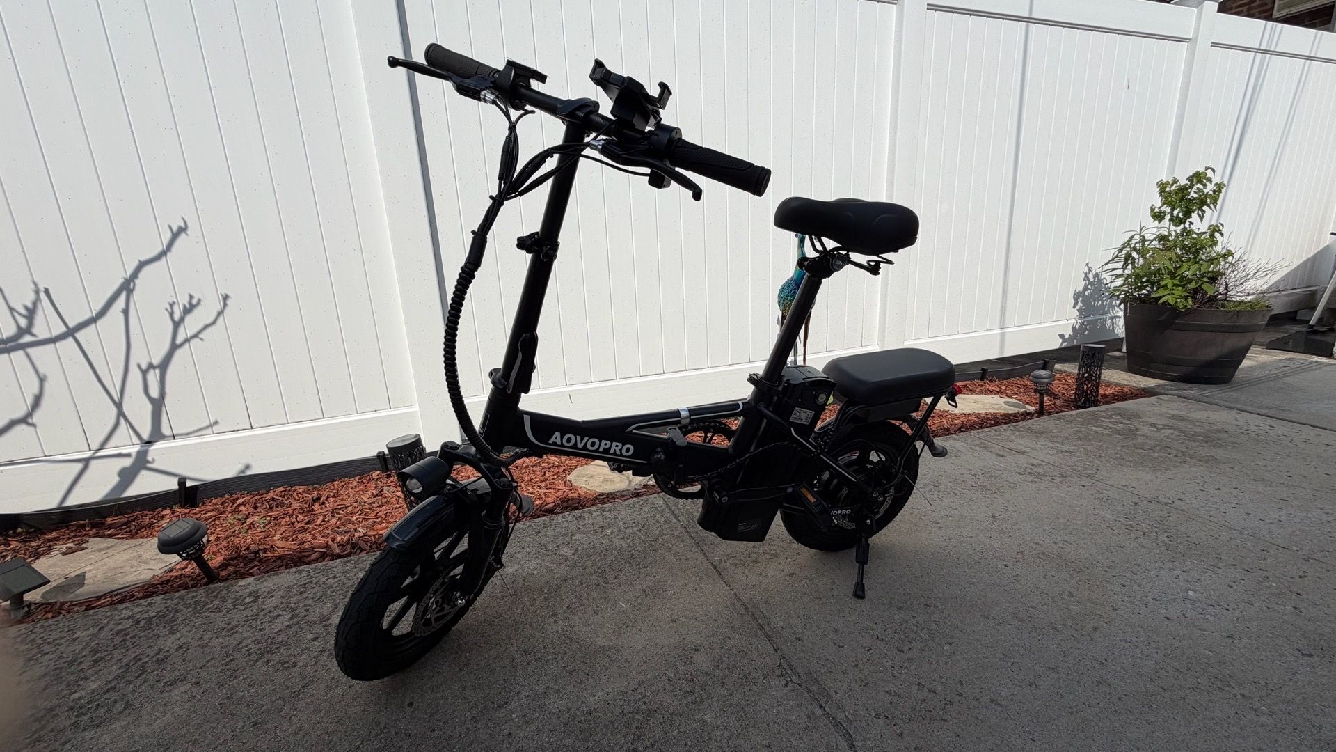 Powerful 14” wheel e-bike almost new