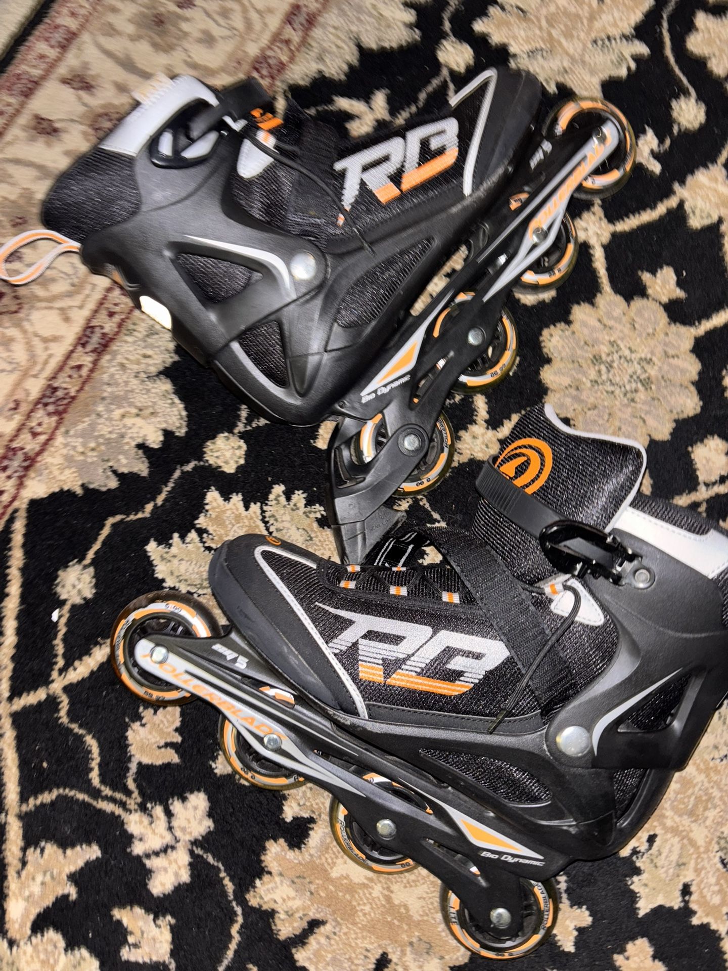 RB ROLLER BLADES