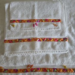 3 bathroom towels handmade w/ ribbon & buttons beach theme
