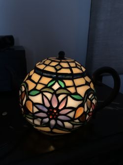 Tiffany tea pot light