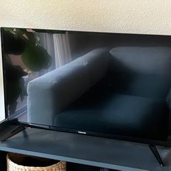32 Inch Smart TV