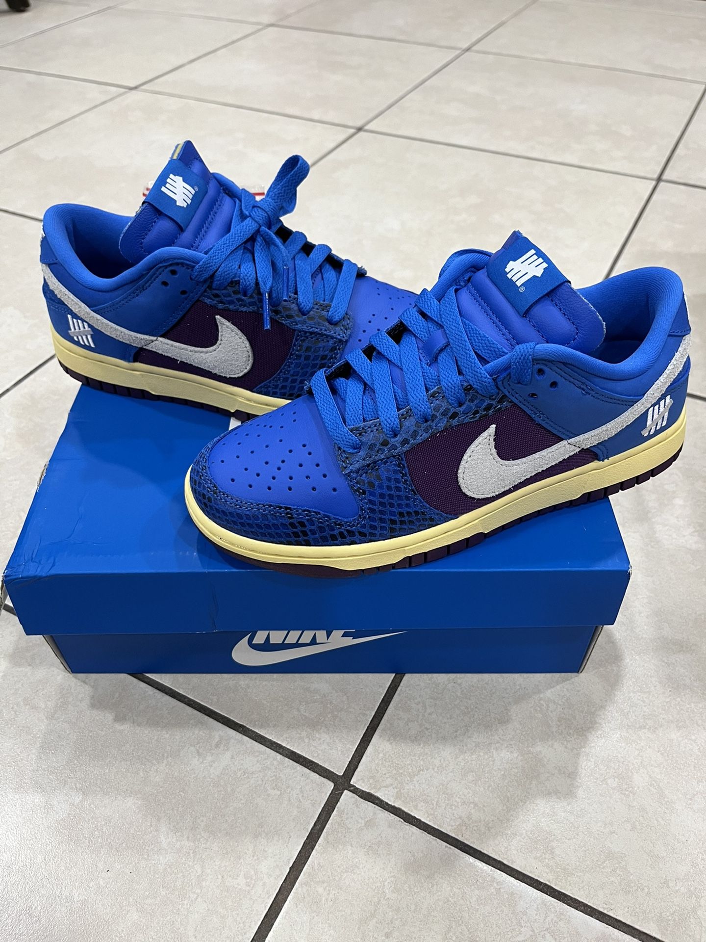 Nike Dunk Undefeated On It Dunk Vs AF1 Size M