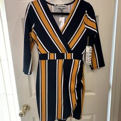 Striped Dress Navy Blue/Yellow Size Medium BRAND NEW WITH TAG (Purchased From Macy’s)
