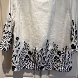 Linen Charter Club Luxury Size XL linen white blouse dark blue embroidered flowers