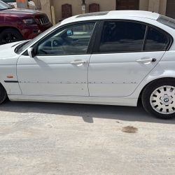 1999 BMW 323i