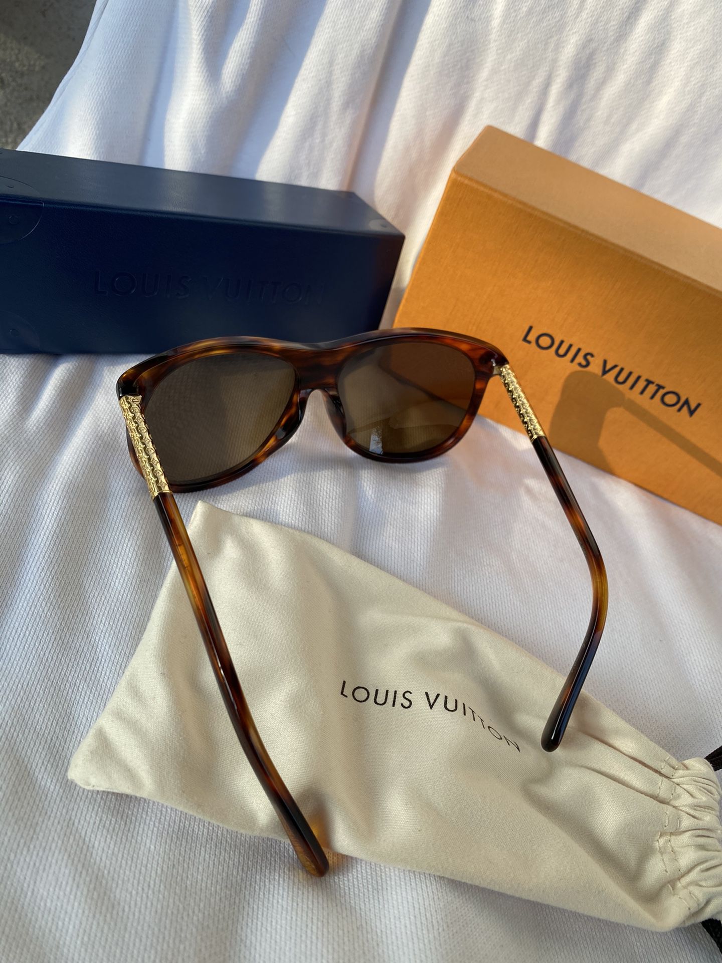 Louis Vuitton Gold Mirror Sunglasses