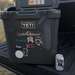 48qt  Wheel Yeti Cooler