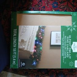 18ft Pre-lit Pine Garland Multicolor Lights