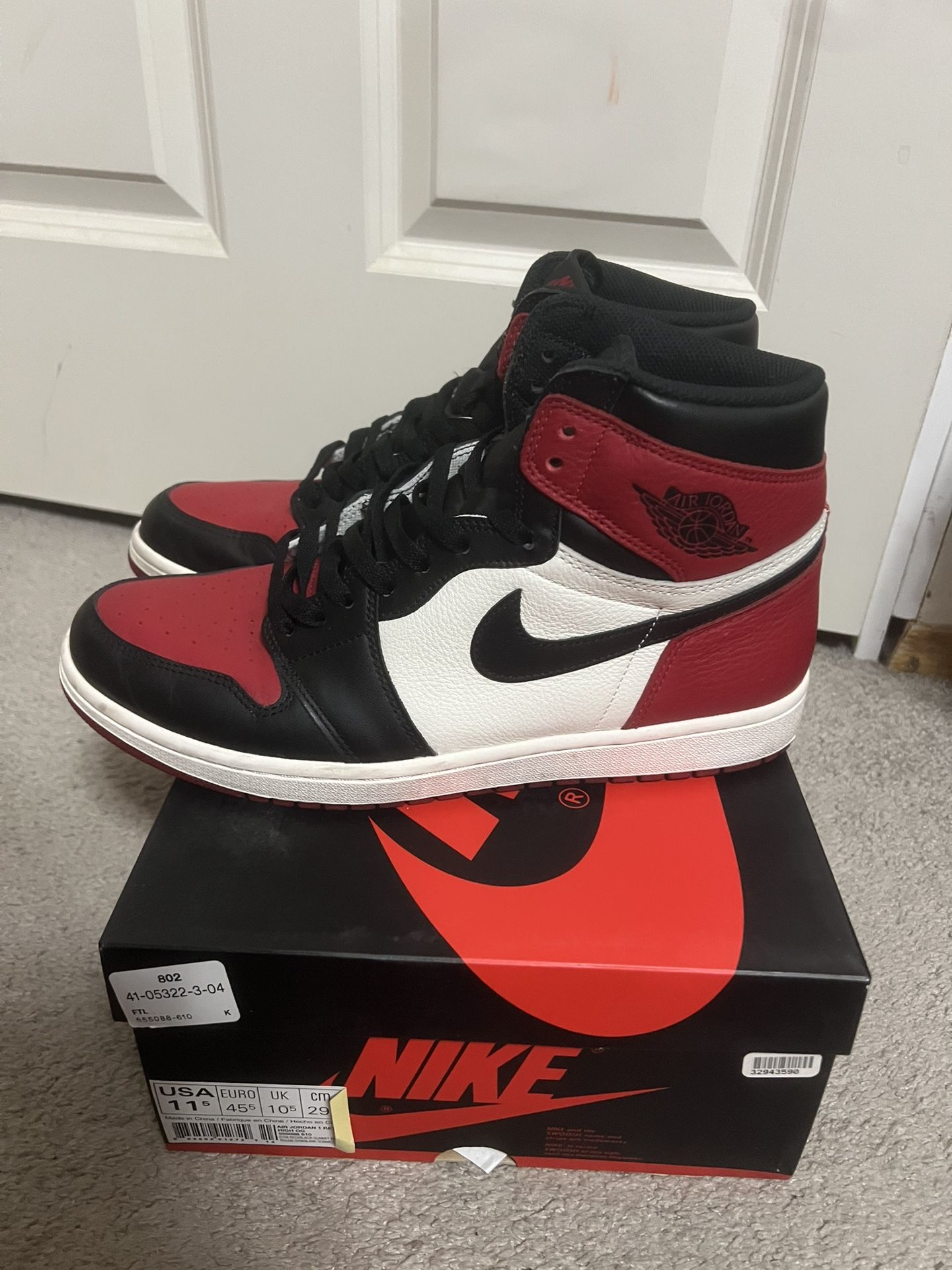 VNDS JORDAN 1 BRED TOE SIZE 11.5