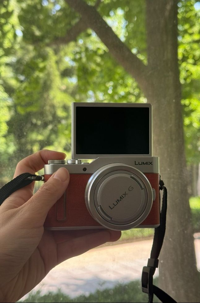 Dc gf10 camera 90% new