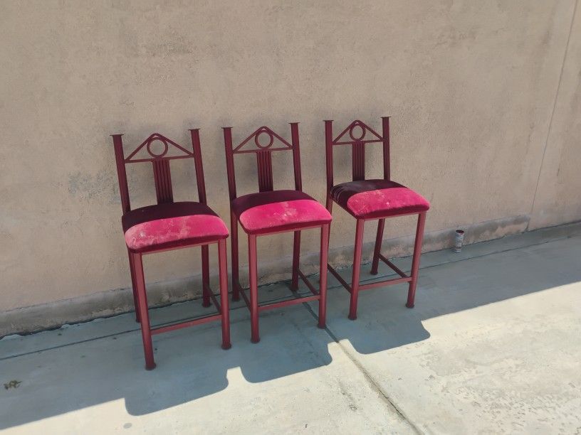 FREE !!! Three Metal Bar stools W/ Cushions