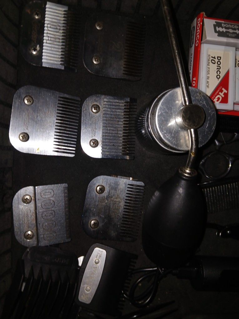 Barber Clippers And Guards