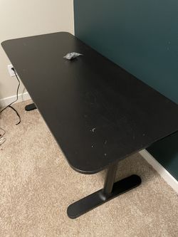 IKEA Bekant Desk