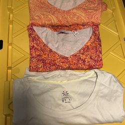 Womens Mizrahi Live! Tops Med 