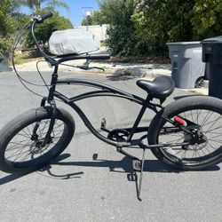 Electra Cruiser Lux Fat Tire 7D Step-Over bicycle