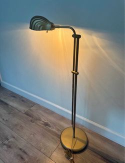 Vintage Brass Shell Shade Floor Lamp, Clam Shaped Floor Reading Lamp