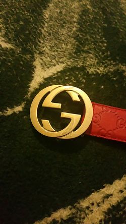 Red and gold Gucci belt