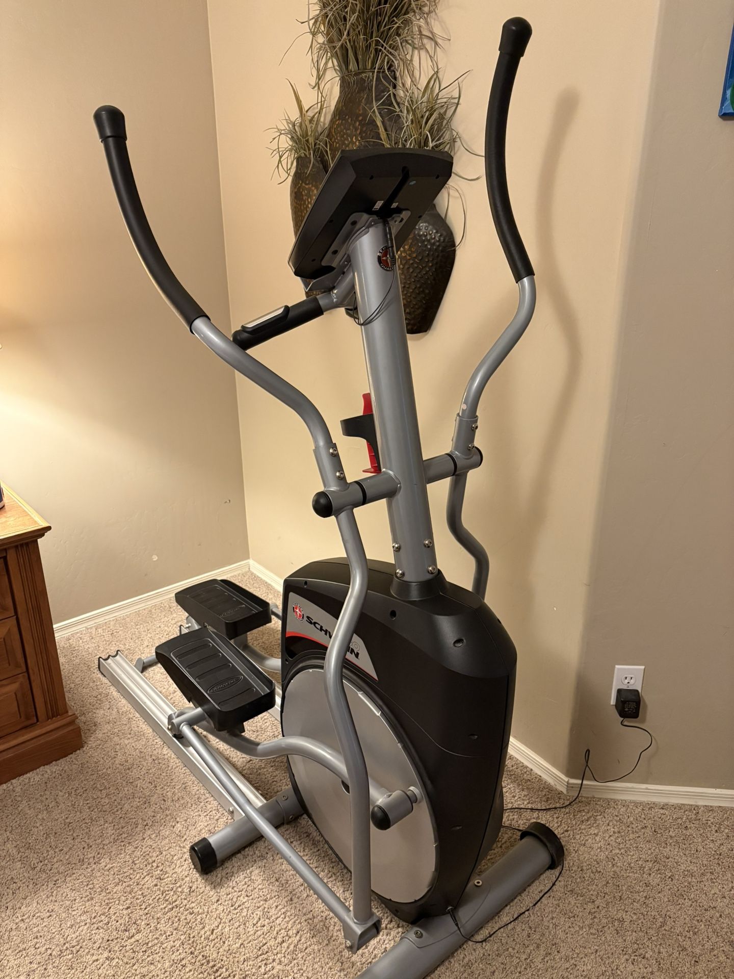 Schwinn 430 Elliptical Trainer