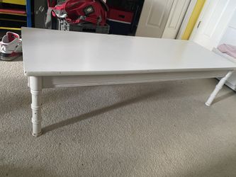 white long table
