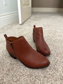 Brown Leather Ankle Boots with Side Zip