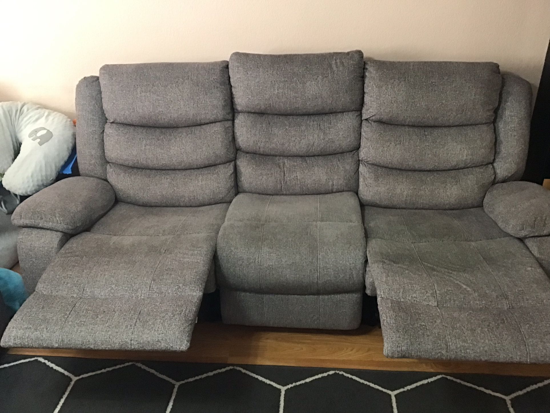 2 Piece Living Room Set- Sofa & A Loveseat Recliner- Used
