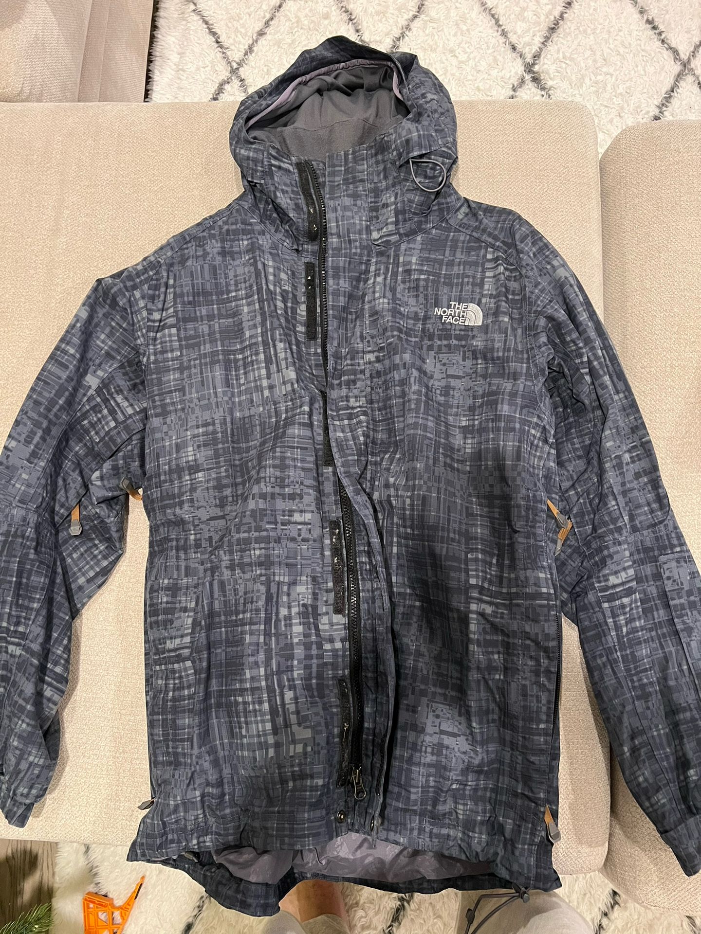 THE NORTH FACE DIGITAL CAMO HYVENT JACKET