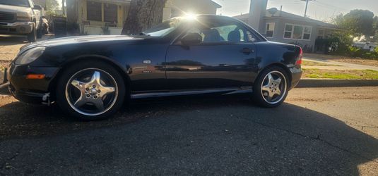 2000 Mercedes-Benz SLK