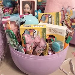 🐰 super cute 18-in Easter egg full of goodies 🐰$30 each