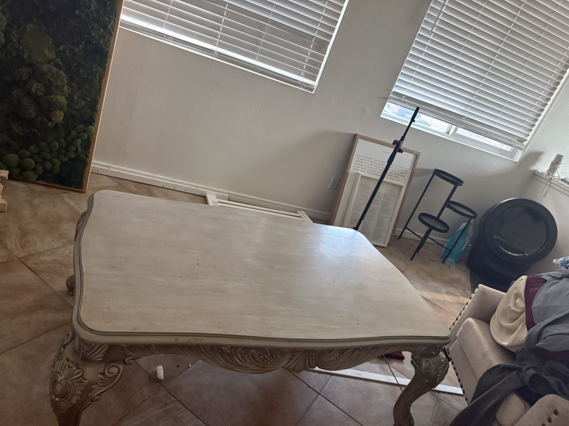 Free Table