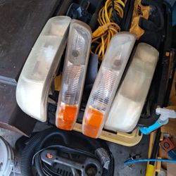 Chevy Silverado Headlight/foglight Housing