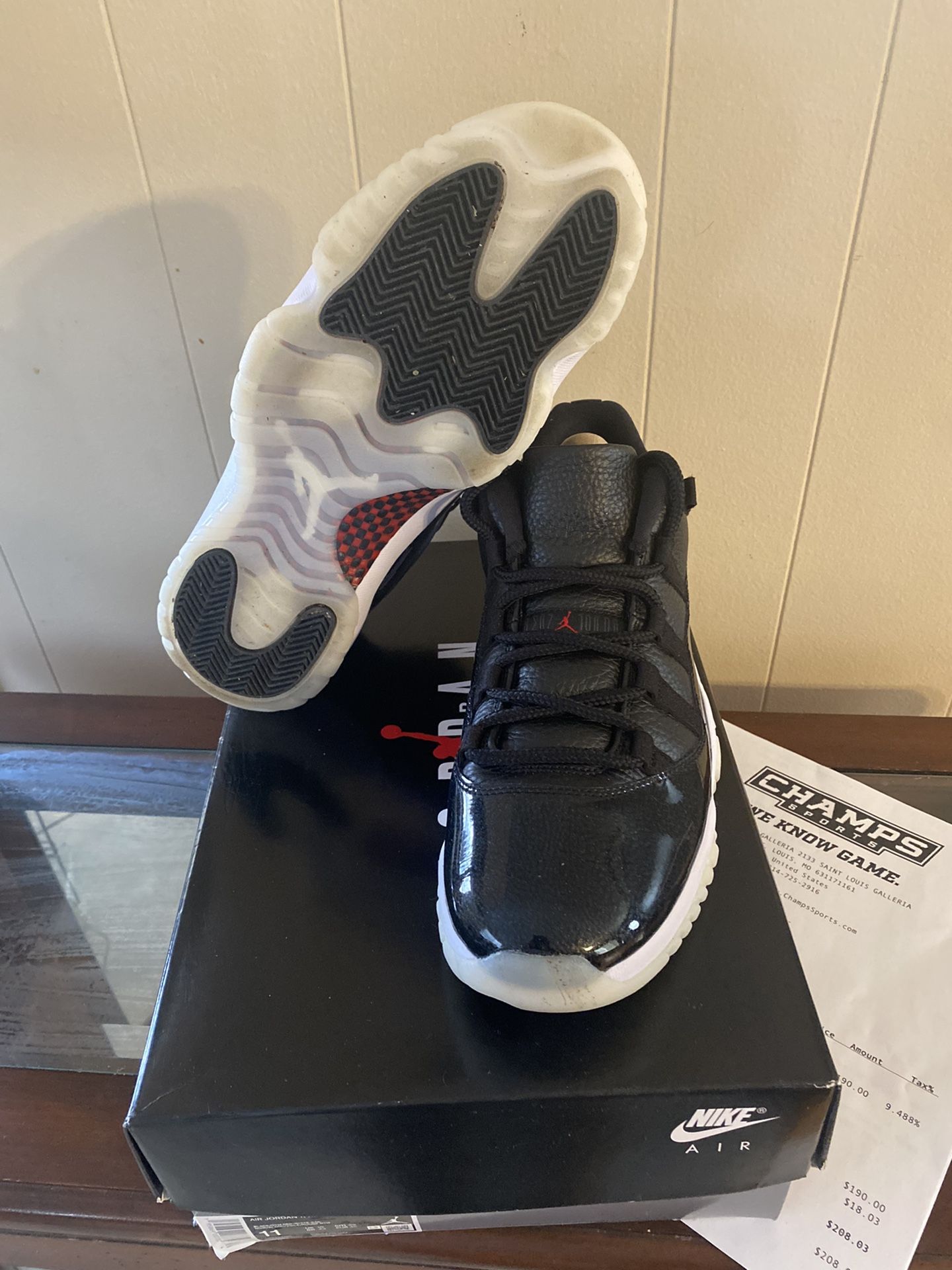 Men’s Jordan Retro 11 Low size 11