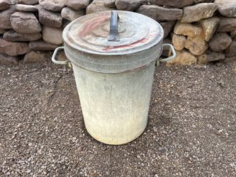 Vintage galvanized Container 