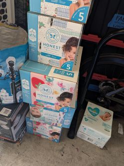 NEW The Honest Company Clean Conscious Diapers Baby - Size 5 - 200ct